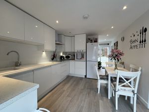 Kitchen/Dining Room- click for photo gallery